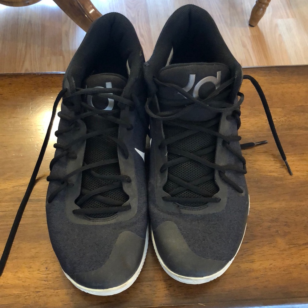 KD Kevin Durant Men’s Basketball shoes Size 13